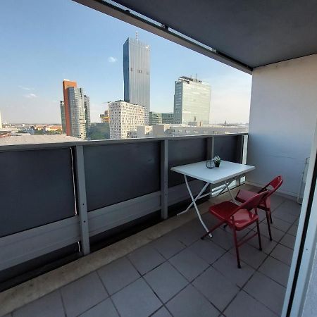 Tower Apartment With Private Terrace Next To Uno ウィーン エクステリア 写真