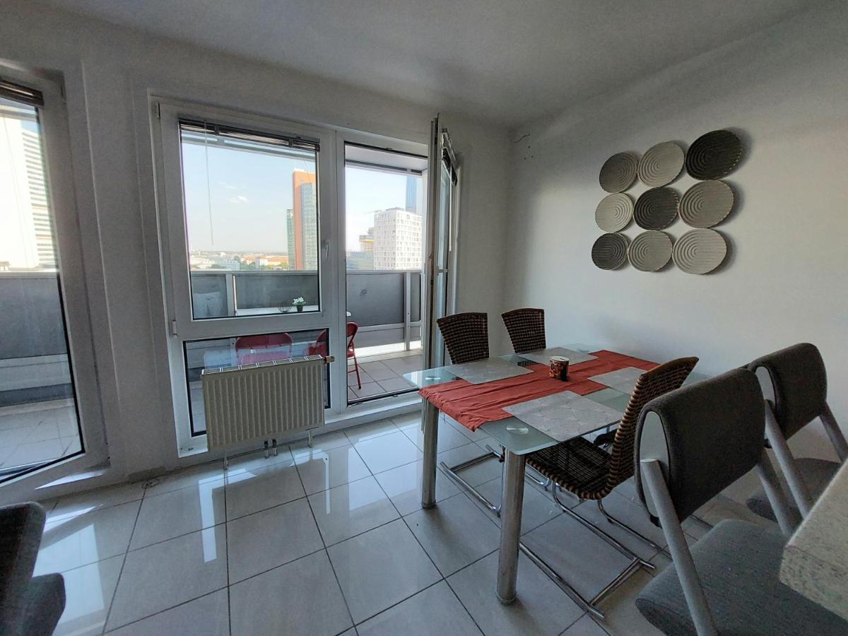Tower Apartment With Private Terrace Next To Uno ウィーン エクステリア 写真