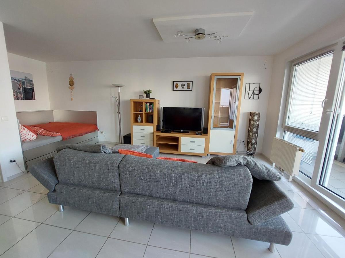 Tower Apartment With Private Terrace Next To Uno ウィーン エクステリア 写真