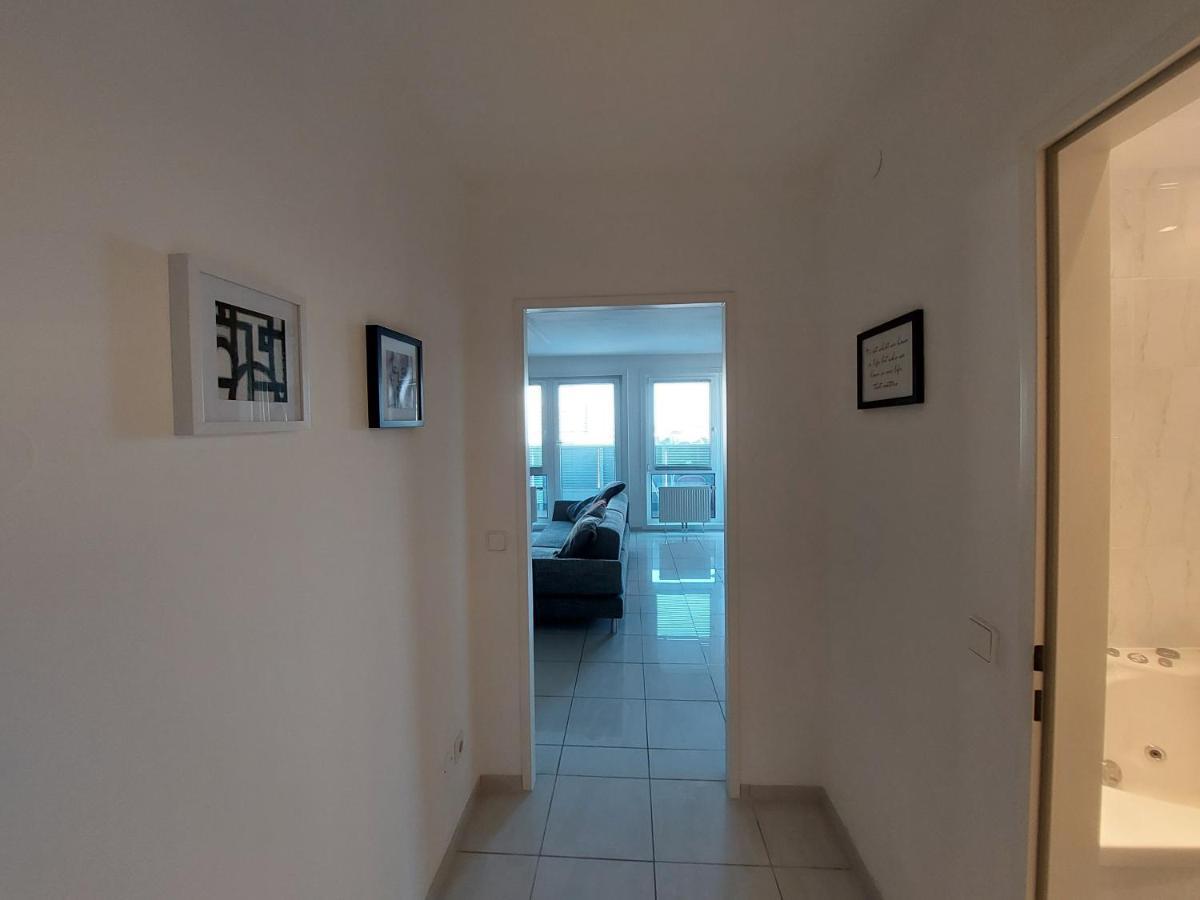 Tower Apartment With Private Terrace Next To Uno ウィーン エクステリア 写真