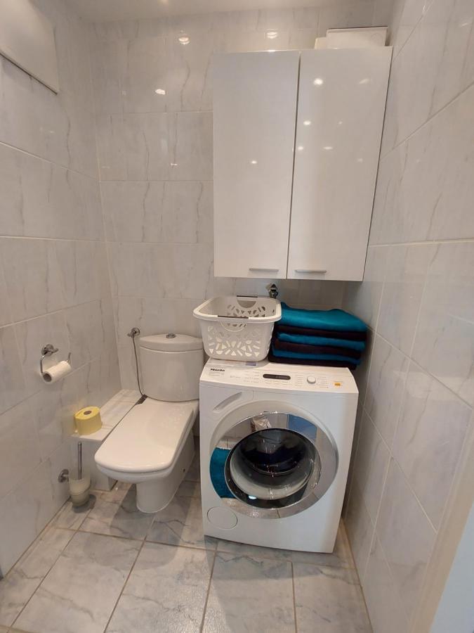 Tower Apartment With Private Terrace Next To Uno ウィーン エクステリア 写真